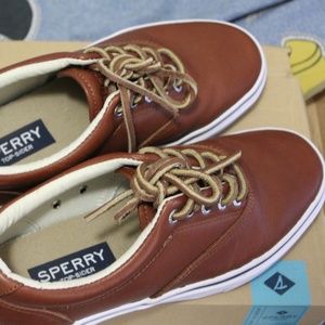 SPERRY TOPSIDER STRIPER II LOW TOP SNEAKER